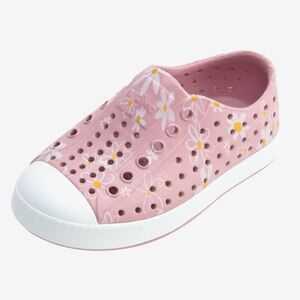 Native Pink Daisy Jefferson Slip-On Shoes Size 4C